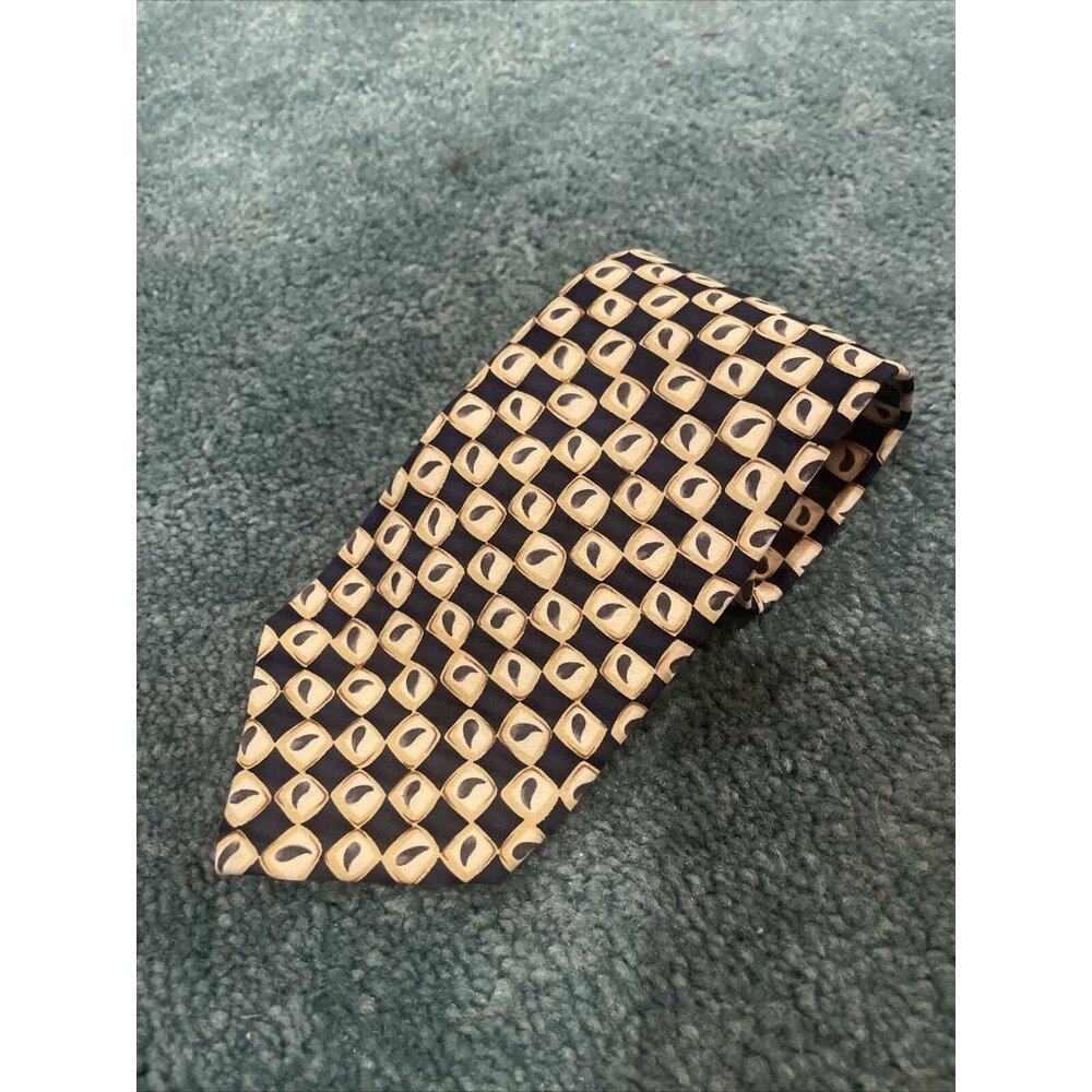 Les Montreux Paris Handmade Silk tie